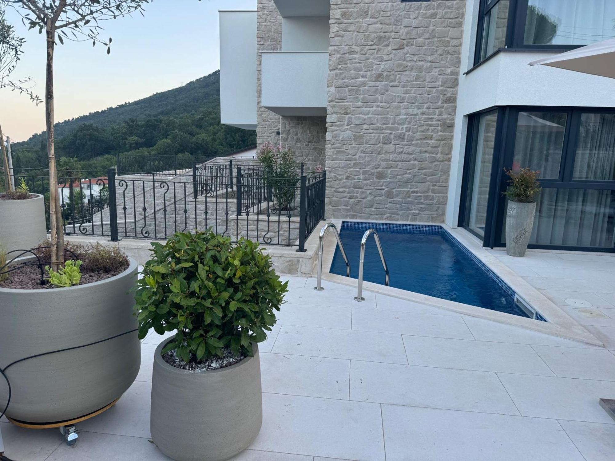 Aura Adriatica Onyx - Luxury Apartment, Private Pool, Sea View, Parking Apartment *