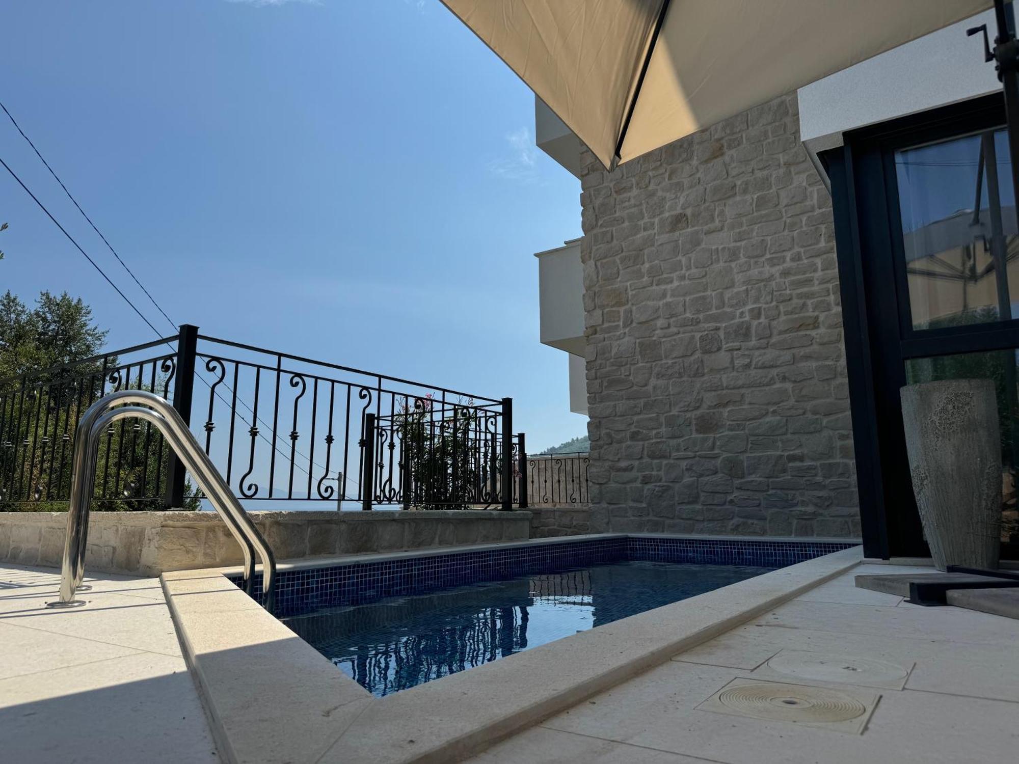Aura Adriatica Onyx - Luxury Apartment, Private Pool, Sea View, Parking Apartment *