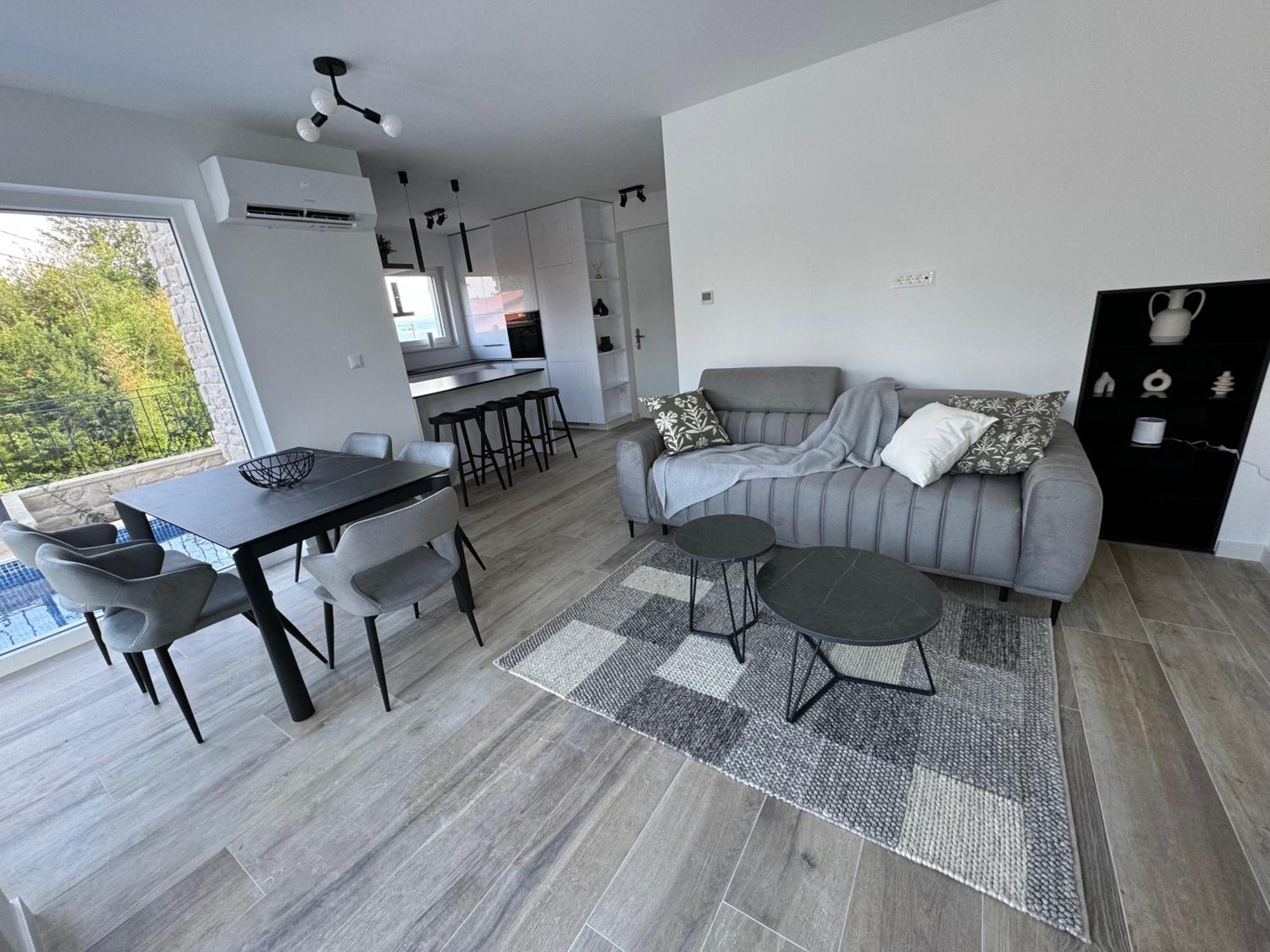 Apartment Aura Adriatica Onyx - Luxury Apartment, Private Pool, Sea View, Parking